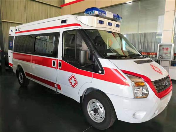 和曲县福特V362救护车